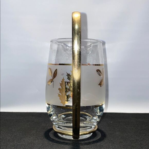 Elegant Gold Leaf Glass Pitcher - Picture 4 of 7
